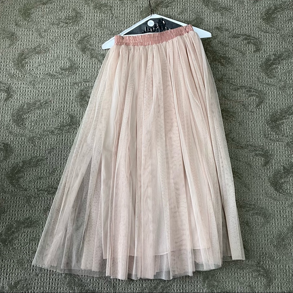 💚SOLD💚 EUC Women's O2 Collection Pleated Tulle Skirt size Small - Picture 2 of 7